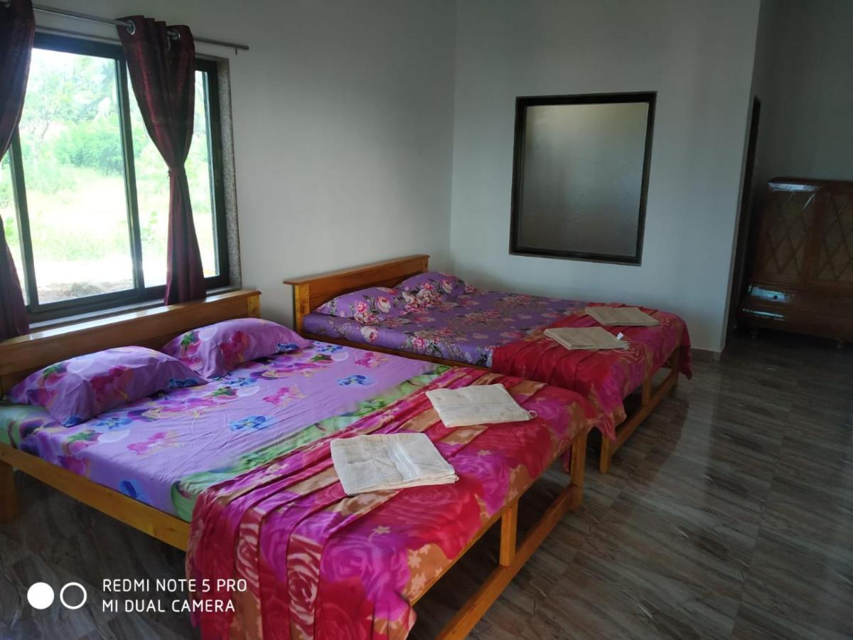 Sam & San Beach Resort Vengurla ภายนอก รูปภาพ